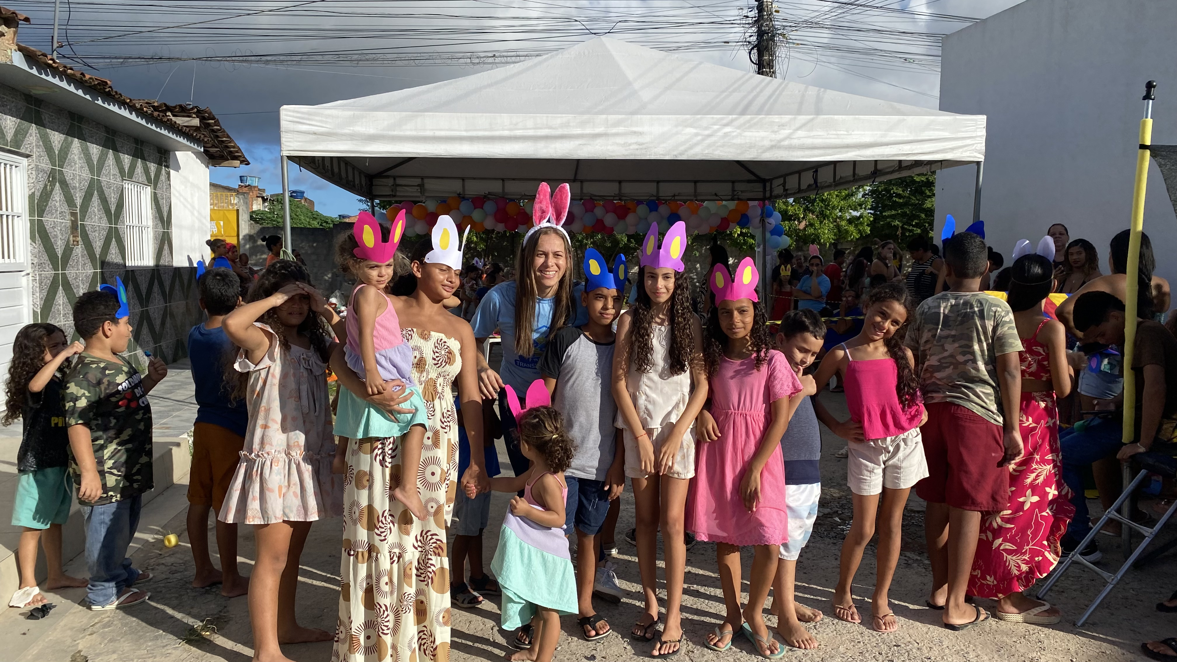Projeto Transforma Cleto celebra três anos de atuação com festa em homenagem ao Mês das Mães em Maceió