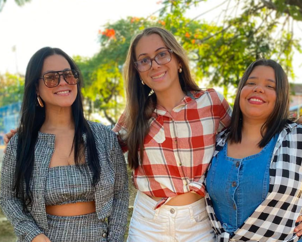 Transformação, emoção e música marcam aniversário de 1 ano do Projeto Transforma Cleto na parte alta de Maceió
